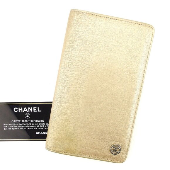 Chanel Wallet Purse Coco Button Gold Silver Woman unisex Authentic Used - Picture 1 of 7